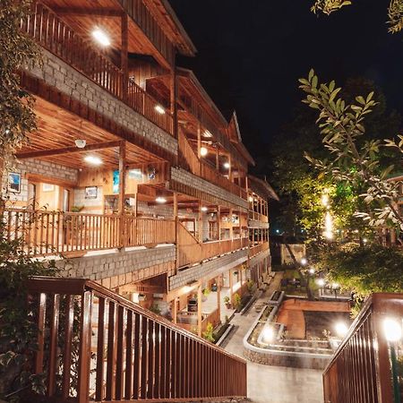 Hotel Negi'S Mayflower A Heritage Since 1965 Manali  Exterior photo