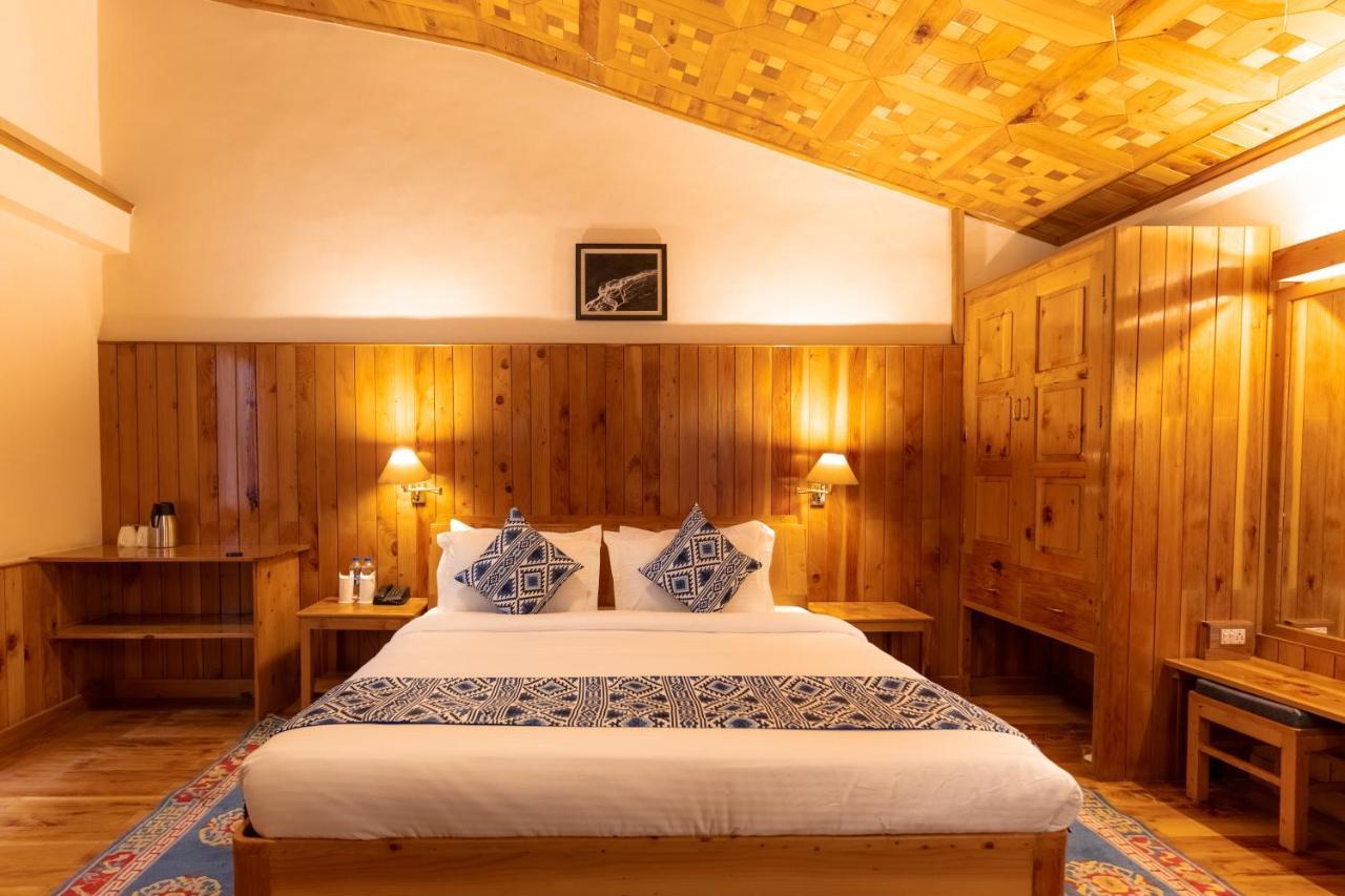 Hotel Negi'S Mayflower A Heritage Since 1965 Manali  Exterior photo