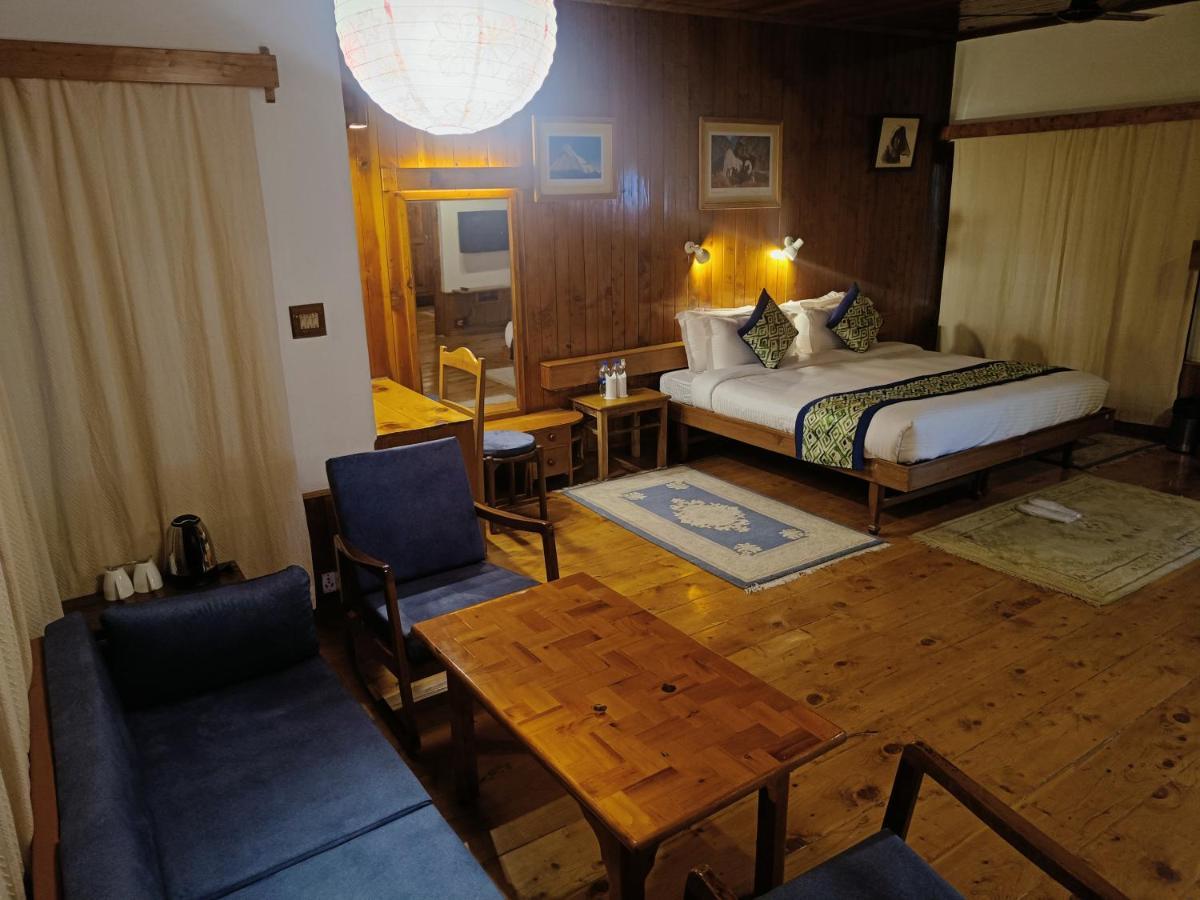 Hotel Negi'S Mayflower A Heritage Since 1965 Manali  Exterior photo