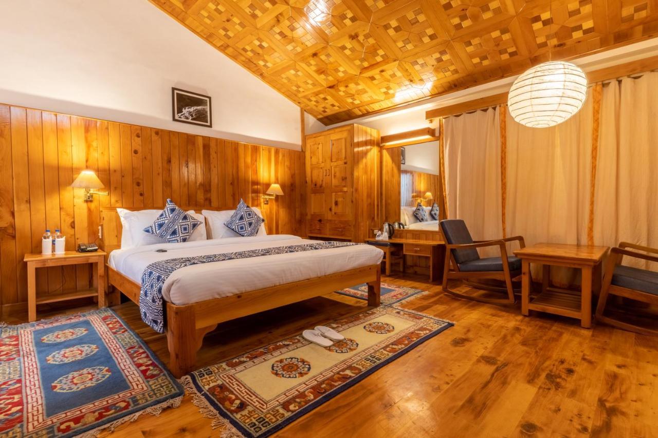 Hotel Negi'S Mayflower A Heritage Since 1965 Manali  Exterior photo