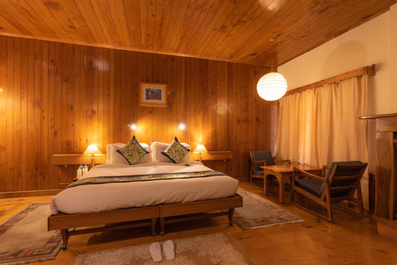 Hotel Negi'S Mayflower A Heritage Since 1965 Manali  Exterior photo
