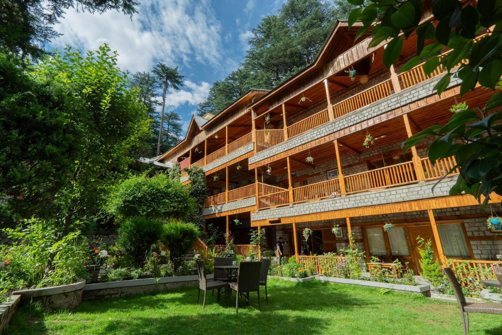 Hotel Negi'S Mayflower A Heritage Since 1965 Manali  Exterior photo