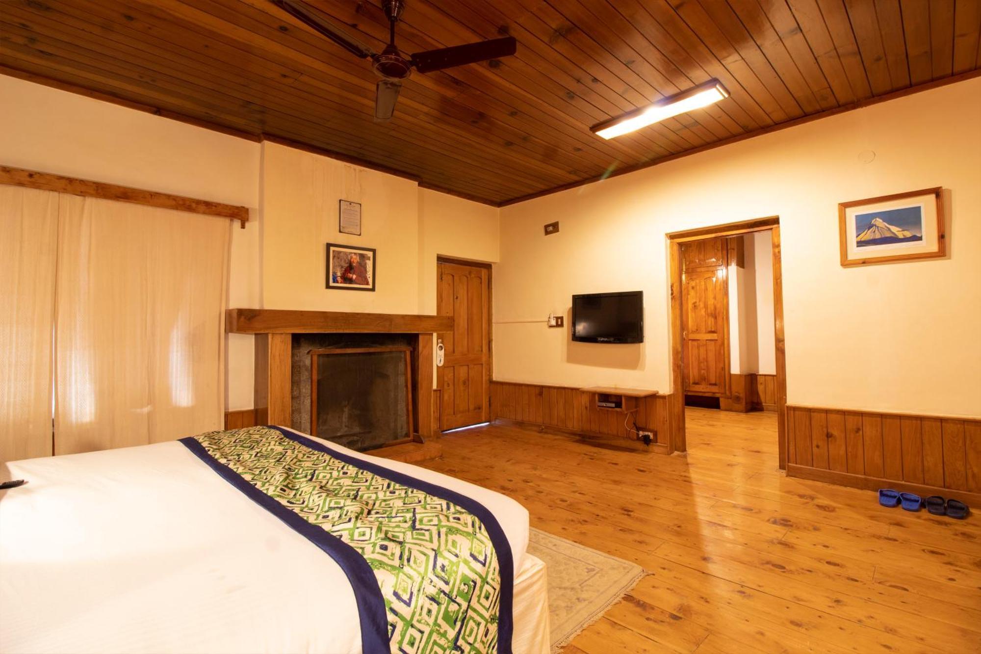 Hotel Negi'S Mayflower A Heritage Since 1965 Manali  Exterior photo